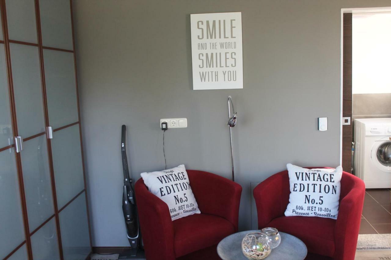 Ferienhaus Kleine Hexe ทาเลอ ภายนอก รูปภาพ